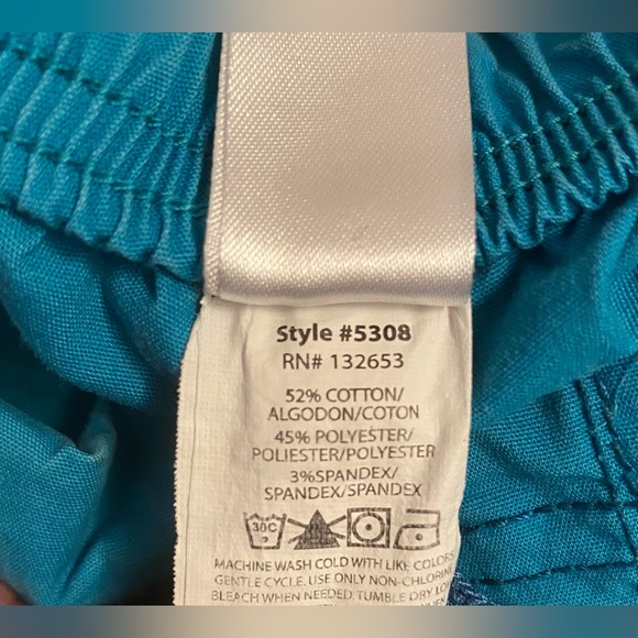 Scrubs WonderWink Women's WonderFLEX Grace Flare Leg Cargo Pant;Teal; medium - Picture 6 of 6